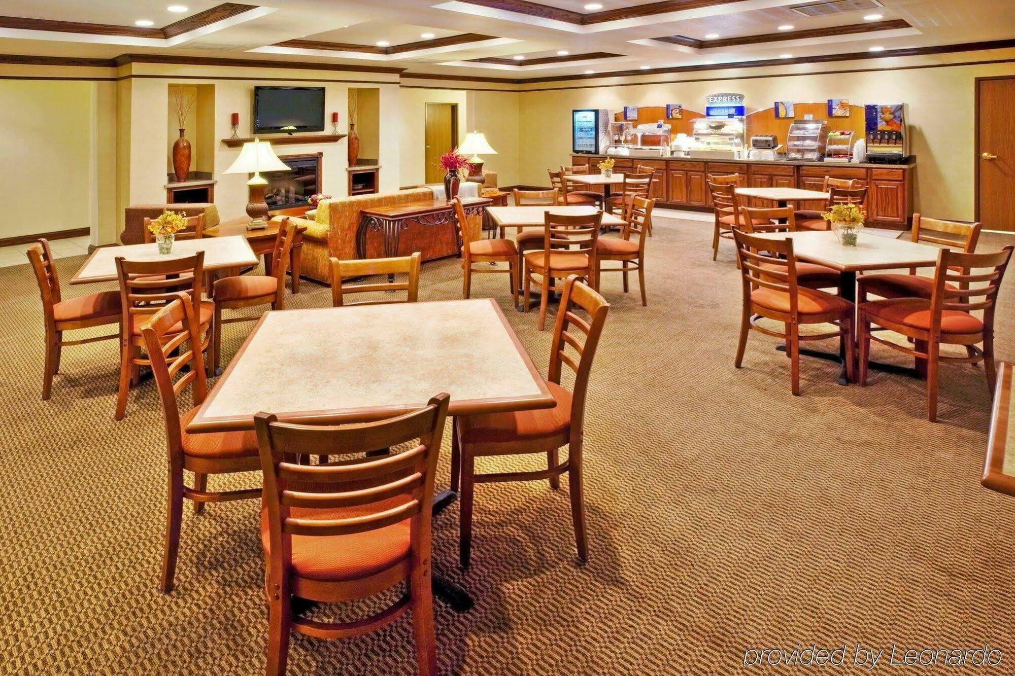 Holiday Inn Express & Suites Jacksonville By Ihg South Jacksonville Exteriör bild